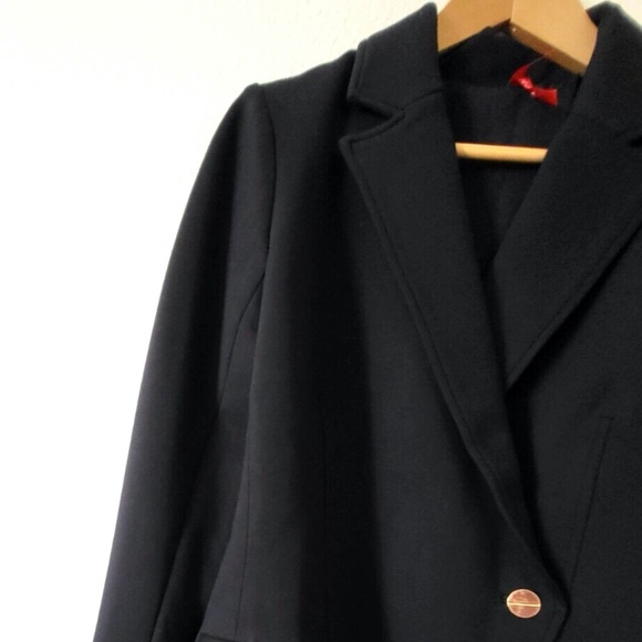 Unworn Spanx The Perfect Asymmetrical Blazer in Black - Picture 8 of 13